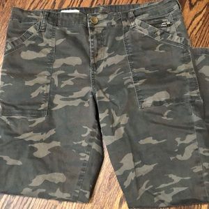 Kut From The Kloth Camouflage Pants 14